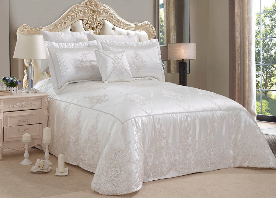 中国丝绸协会发布2016年情况报告 服装出口量下跌